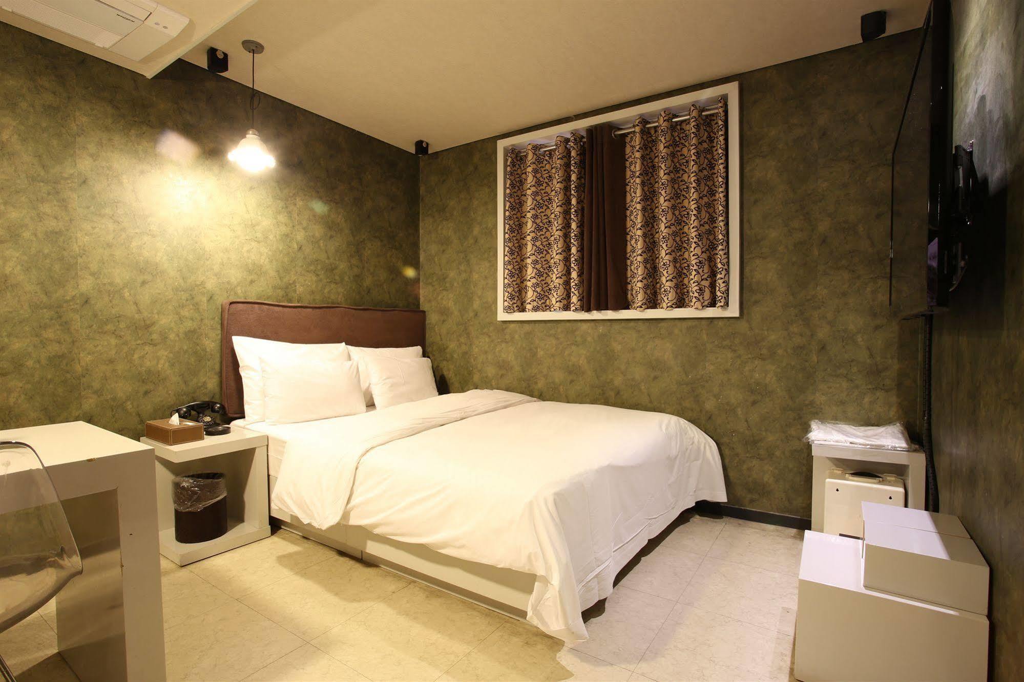 Motel Baron De Paris Seul Esterno foto